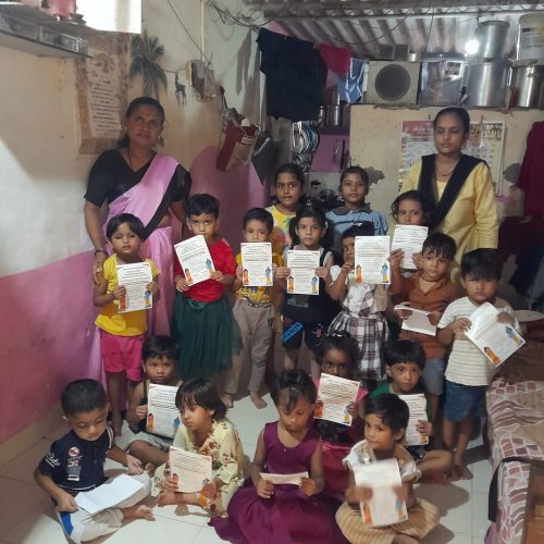  Gopal Kala with Aaganwadi children.